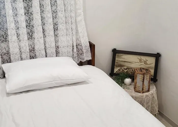 Tommy House Acomodação com café da manhã  4*