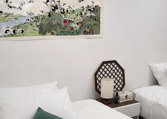 Bed & Breakfast Tommy House 4*
